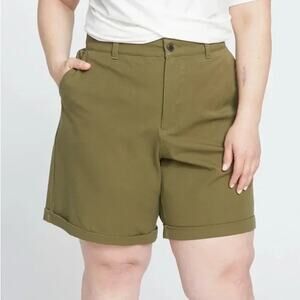 Universal Standard Casual Stretch Twill Shorts Cuffed Mid Rise Ivy Women's 10/12